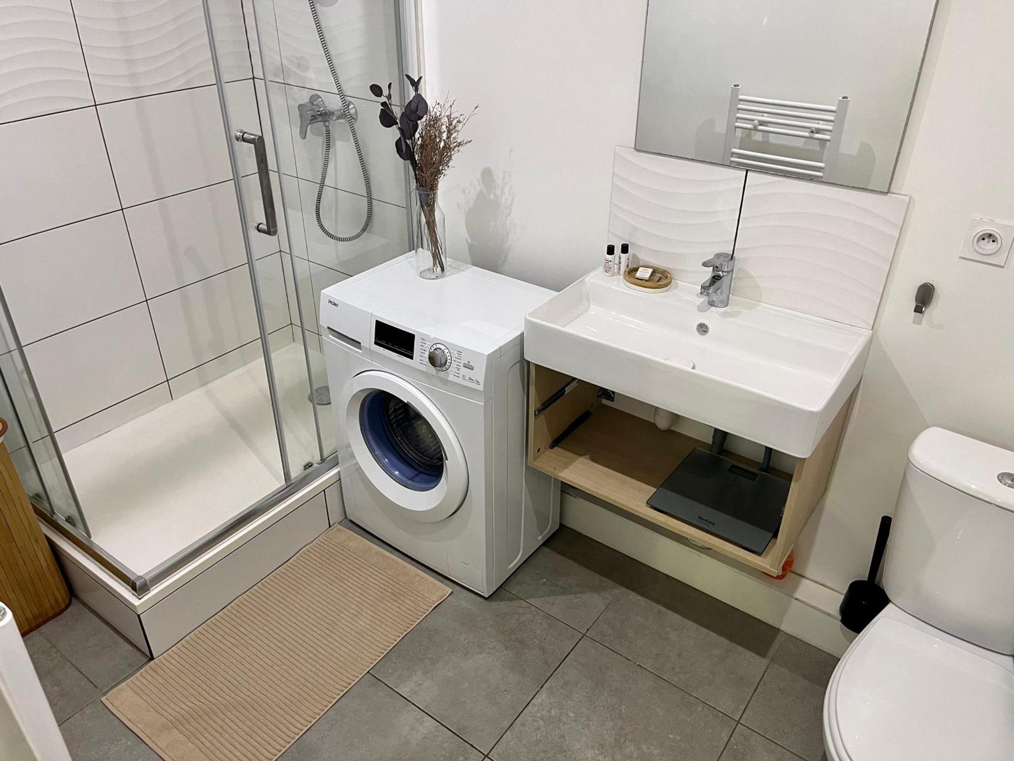 Suite Danbury Lyon Exterior foto