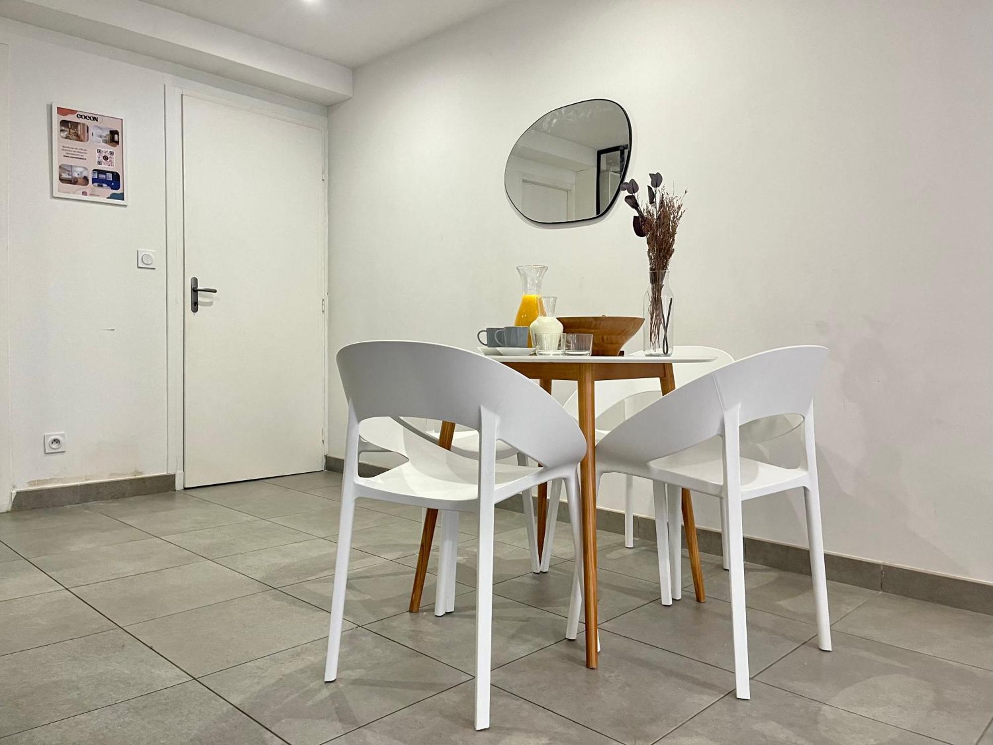 Suite Danbury Lyon Exterior foto