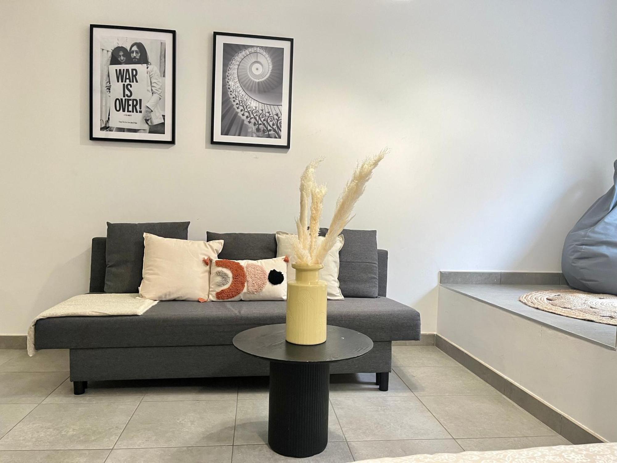 Suite Danbury Lyon Exterior foto